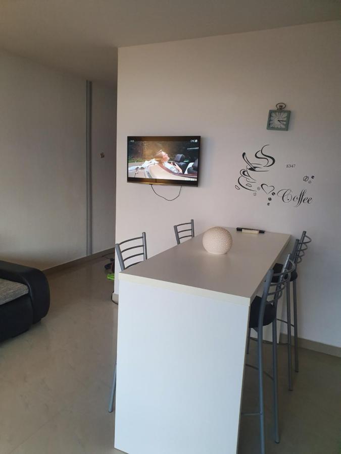 Lavender Apartments ดราเก ภายนอก รูปภาพ